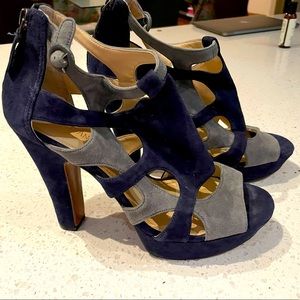 Franco Sarto Suede Navy & Gray Chunky Heels Sz 8